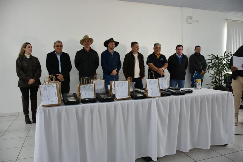 Poder Legislativo prestigia entrega de mais 80 óculos e reafirma parceria em prol da saúde visual